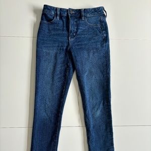 American Eagle Super Hi-Rise Jegging (0 Short)